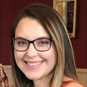 Meet your Posher, Ansley